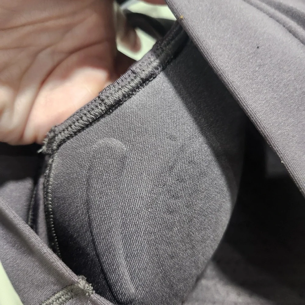 Under Armour Infinity Pintuck Mid Sports Bra‎ Gray Brown Women's Medium HeatGear